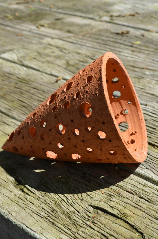 Cone Artisan Planter "Classic" Large: 10 pcs/unit. Unit price: $94.50