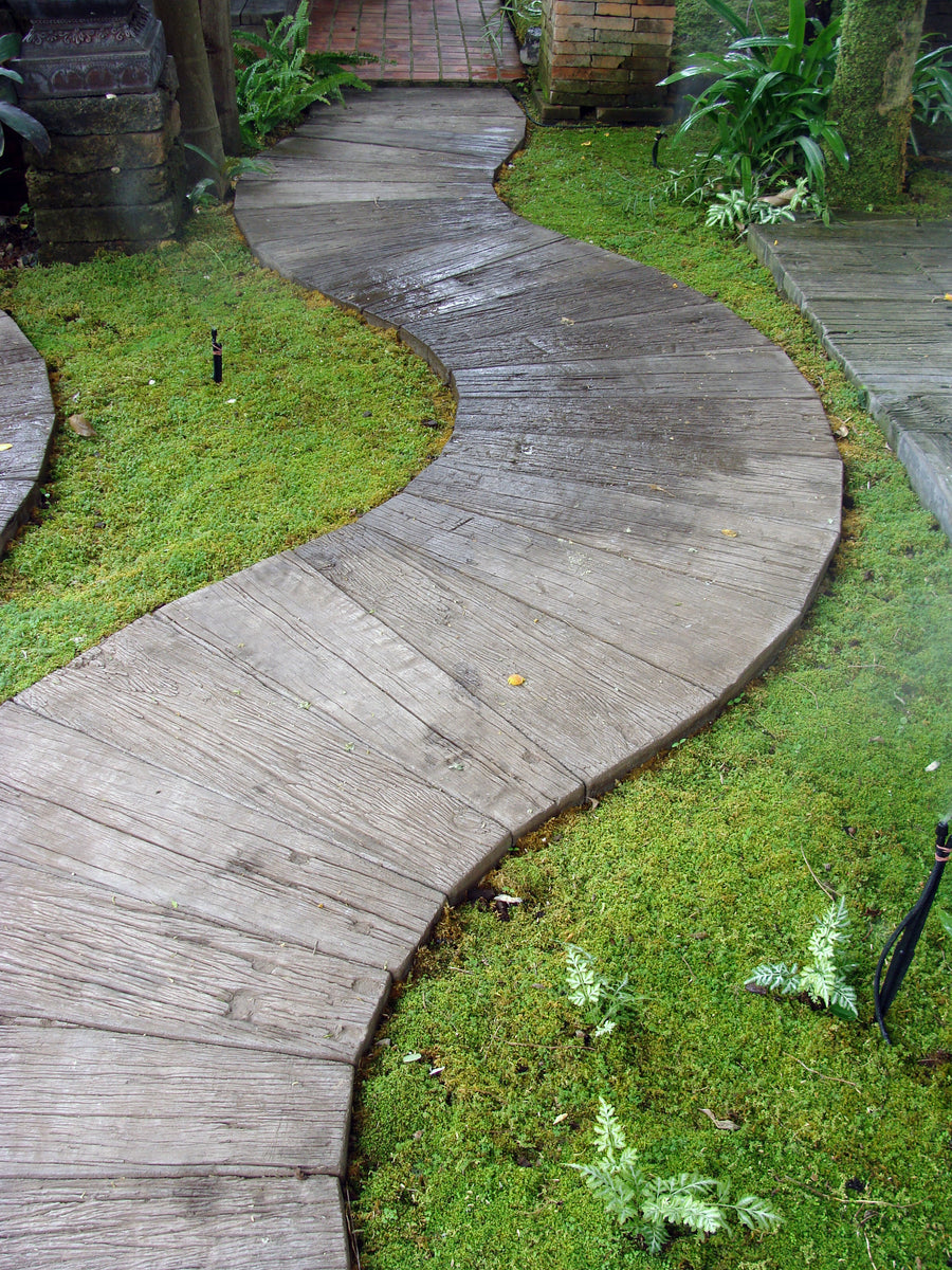 Wandering Path Woodgrain Paver
