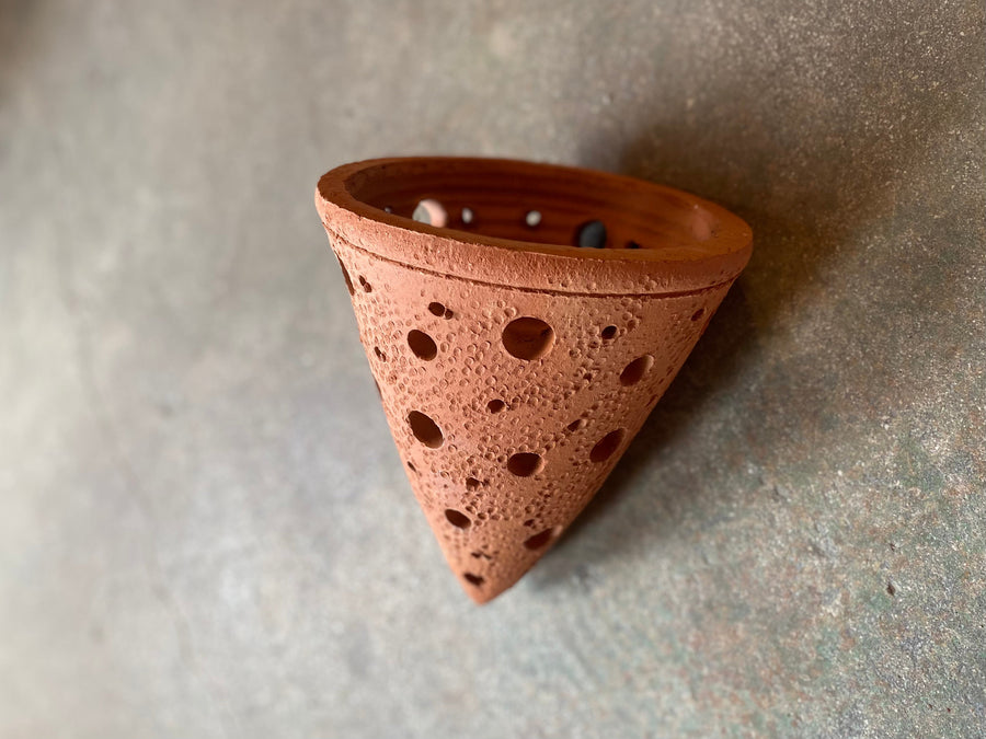 Cone Artisan Planter "Refined" Large 10 pcs/unit. Unit price:$84.70